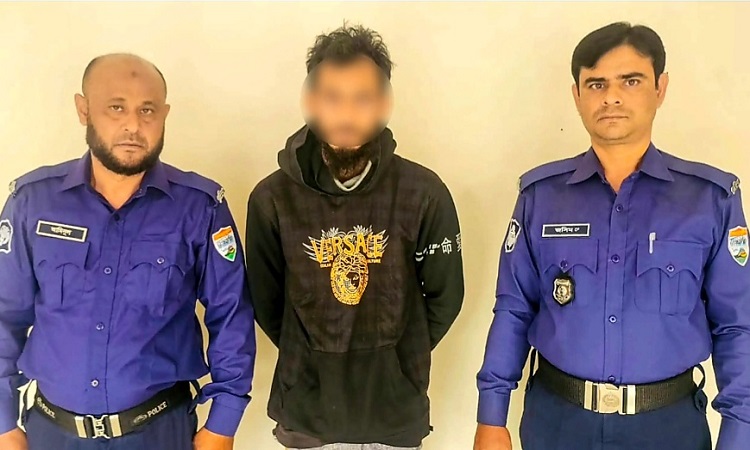 রাজশাহী রেল স্টেশনের ভাঙচুরের ঘটনার মূলহোতা চুয়াডাঙ্গা থেকে গ্রেপ্তার