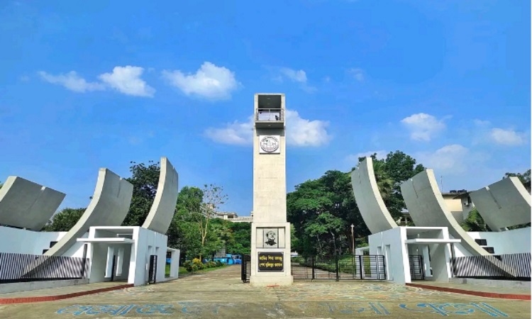 কুবি শিক্ষার্থীকে অপহরণের ঘটনায় ৫ জনের নামে মামলা