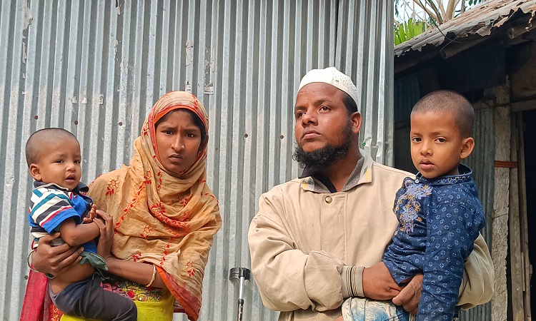 জুলাই অভ্যুত্থানে আহত অন্ধ অন্তরের কষ্ট দেখেনি কেউ