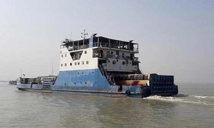 ১০ ঘণ্টা পর চার নৌরুটে ফেরি চলাচল স্বাভাবিক