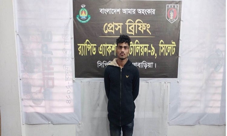 ব্রাহ্মণবাড়িয়া বিপুল পরিমাণ ফেনসিডিলসহ গ্রেফতার ১