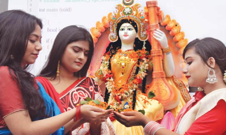 বিদ্যাদেবীর সরস্বতী পূজা আজ, জগন্নাথ হলে নানা আয়োজন