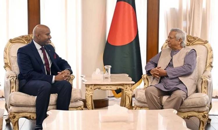 পাচার হওয়া অর্থ ফেরাতে কানাডার সহায়তা চাইলেন প্রধান উপদেষ্টা