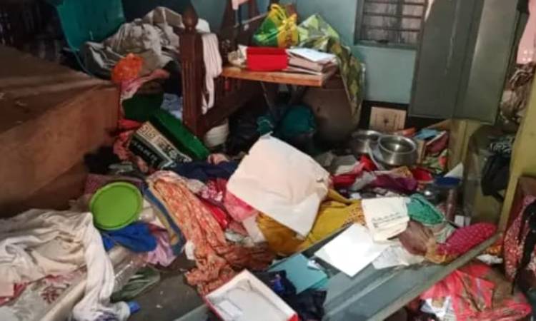 পাংশায় চেয়ারম্যানের বাড়িতে হামলা-ভাঙচুর, আহত ৬