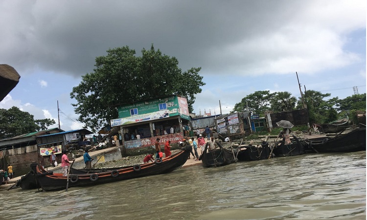 চসিকের ঘাট নিলামে ছয় মাসের বাধা
