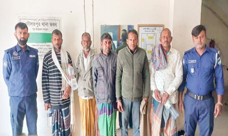 অপারেশন ডেভিল হান্টে আওয়ামী লীগ নেতাসহ আটক ৫