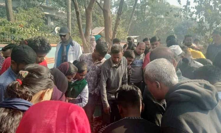 পাবনা বিজ্ঞান ও প্রযুক্তি বিশ্ববিদ্যালয়ের বাস চাপায় পথচারী নিহত