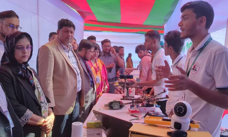 চবিতে সায়েন্স কার্নিভাল অনুষ্ঠিত