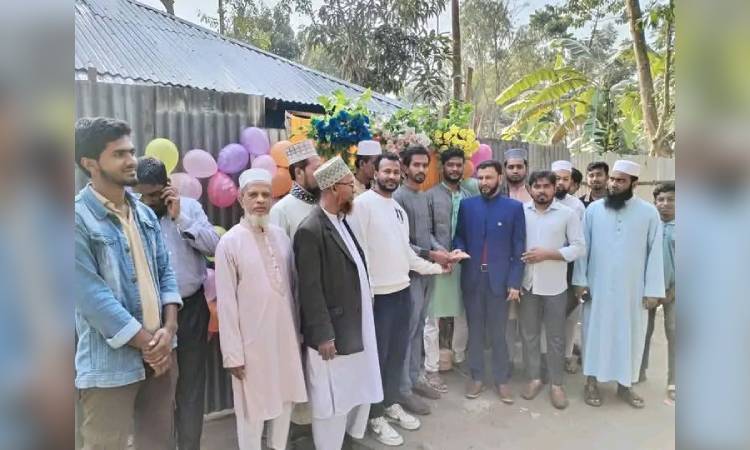 সোনাগাজীতে বন্যায় ক্ষতিগ্রস্ত পরিবারকে জামায়াতে ইসলামীর উপহার