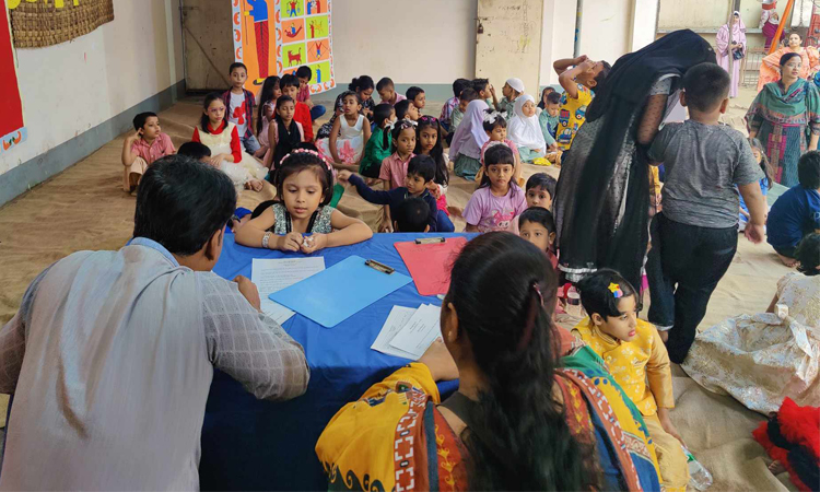 কিশলয় কচি-কাঁচার মেলায় শিশুর কণ্ঠে গল্প শুনি