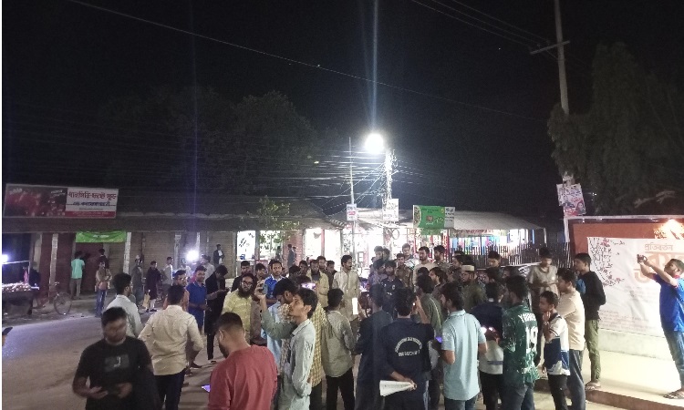 কুয়েটে হামলার প্রতিবাদে কুবিতে বিক্ষোভ মিছিল