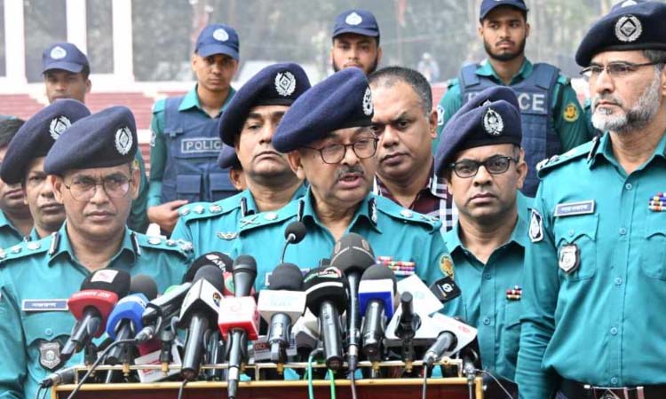 ঢাকার আইনশৃঙ্খলা পরিস্থিতি অনেক ভালো: ডিএমপি কমিশনার