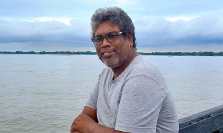 মহানবী (সা.) কে কটূক্তি করে পোস্ট, থানায় মামলা