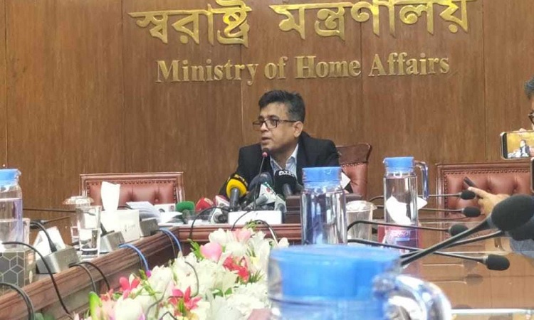 সন্ধ্যা থেকেই গুরুত্বপূর্ণ স্থানে যৌথবাহিনীর কম্বাইন্ড পেট্রোলিং