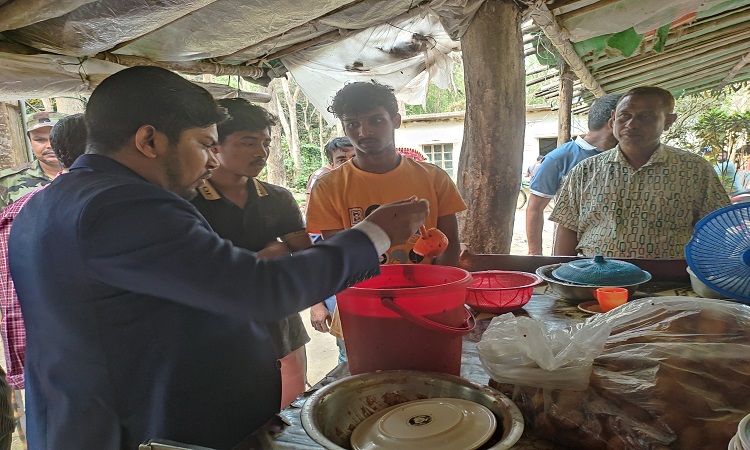 রাণীনগরে যুবলীগ নেতাসহ ৭ জন গ্রেফতার