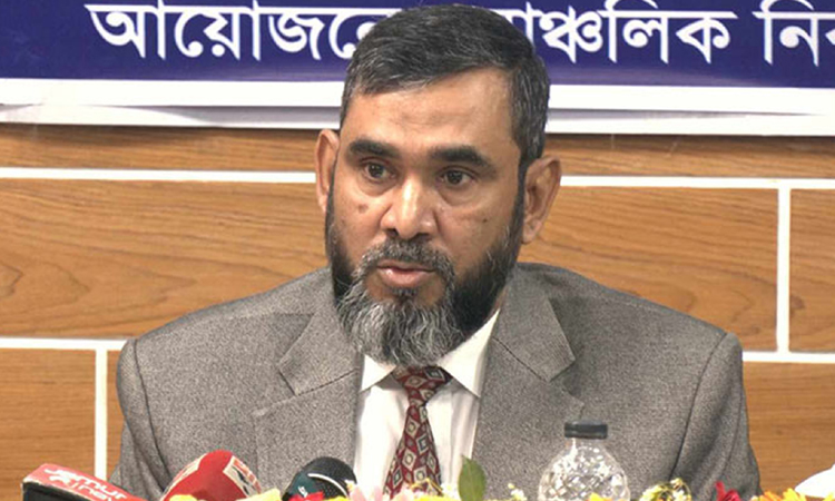 নির্বাচনে কারও কর্তৃত্ব দেখতে চাই না: ইসি