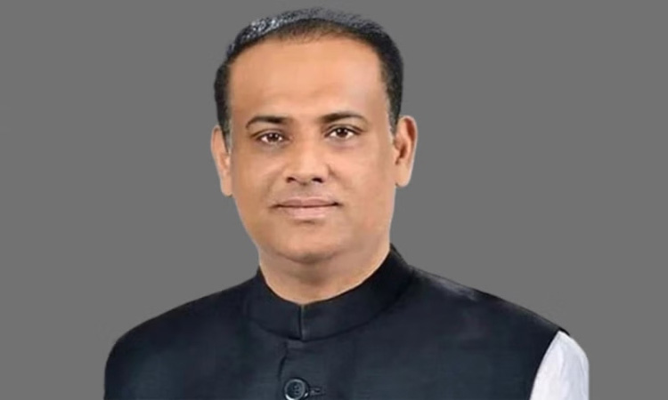সাবেক মন্ত্রী সাইফুজ্জামান ও তার পরিবারের ৩৯ ব্যাংক হিসাব ফ্রিজ