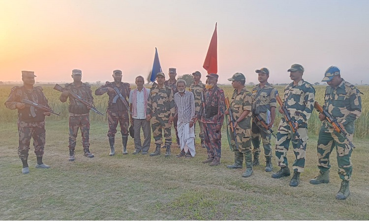 বিজিবি’র হাতে ভারতীয় ২ নাগরিক আটক, পতাকা বৈঠকে ফেরত