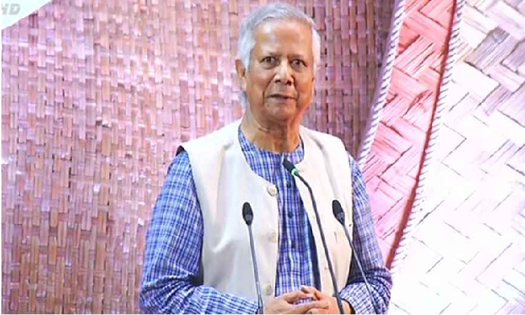 সমাজে নারীকে খাটো করে দেখার দৃষ্টিভঙ্গি পাল্টাতে হবে : প্রধান উপদেষ্টা