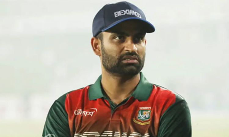 মাঠে অসুস্থ তামিম, নেয়া হয়েছে লাইফ সাপোর্টে