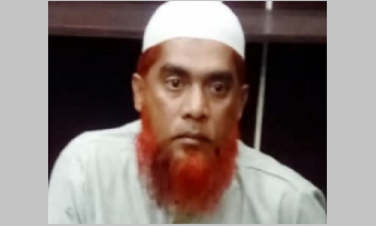 উল্লাপাড়ায় ভিজিএফের চাল চুরি, পুলিশ হেফাজতে ইউপি সচিব