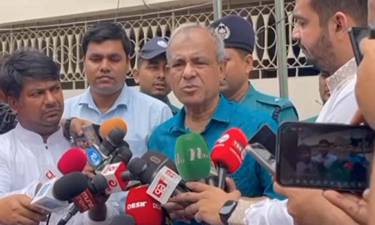‘জনগণের নিরাপত্তায় আইনশৃঙ্খলাবাহিনী নির্ঘুম থেকে কাজ করছে’