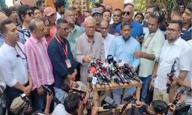 নববর্ষে জাতির আকাঙ্ক্ষা দ্রুত ভোটাধিকার ফিরে দেওয়া : রিজভী