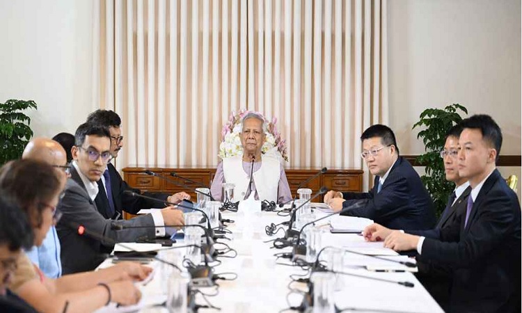 চীনের সঙ্গে দ্বিপাক্ষিক পরিকল্পনা এখন সর্বোচ্চ অগ্রাধিকার : প্রধান উপদেষ্টা