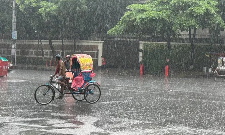ঢাকাসহ ৬ অঞ্চলে ঝড়-বৃষ্টির আভাস, নৌবন্দর সতর্ক সংকেত
