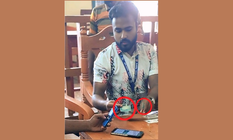 উল্লাপাড়ায় টিসিবির কার্ড বিতরণে অর্থ হাতিয়ে নেয়ার অভিযোগ