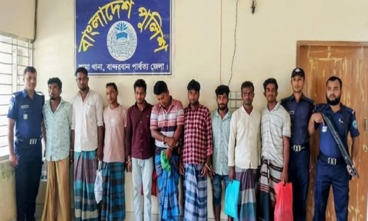 লামায় ১০ জুয়াড়ি আটক, ভ্রাম্যমান আদালতে জেল-জরিমানা