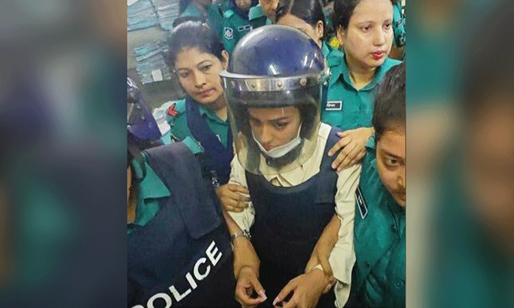 কাঠগড়ায় কাঁদলেন নুসরাত ফারিয়া
