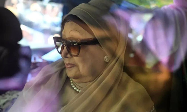 হাসপাতালে থেকে বাসায় ফিরেছেন খালেদা জিয়া