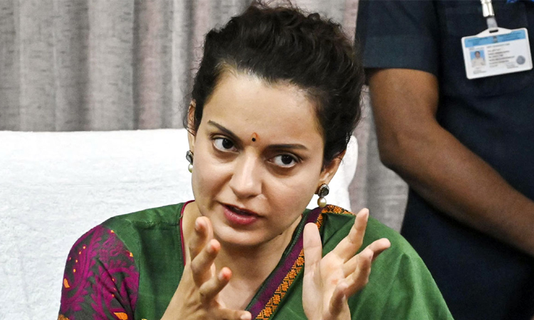 রাজনীতির টাকায় জীবনধারণ ভীষণ কঠিন : কঙ্গনা