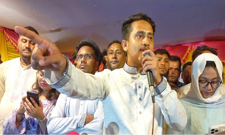 'গোপালগঞ্জ থেকে বেঁচে ফিরলে মুজিববাদের কবর রচনা করেই ফিরব'