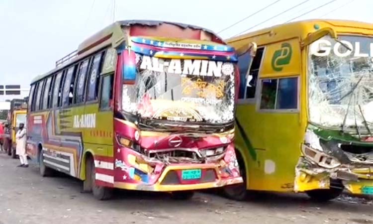 ফরিদপুরে সমাবেশগামী বাসে ধাক্কা, উপজেলা জামায়াতের আমিরসহ নিহত ২