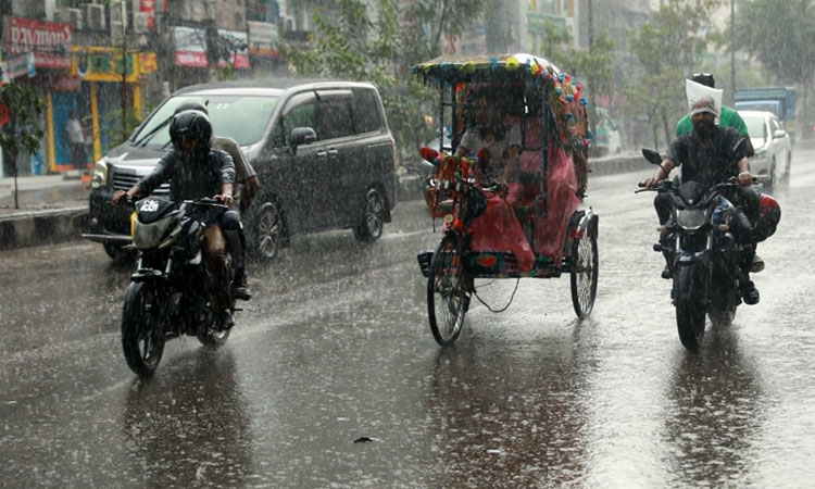 ঢাকায় ২৩ মিলিমিটার বৃষ্টিপাত, হতে পারে আজও