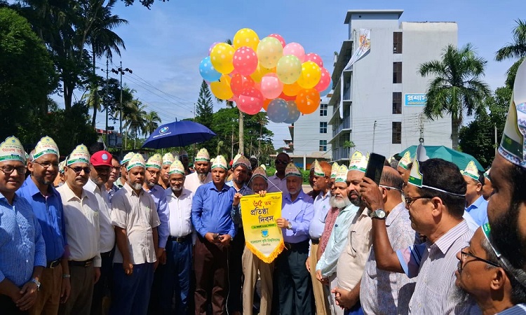 নানা আয়োজনে পালিত হলো বাকৃবির ৬৫তম প্রতিষ্ঠা দিবস