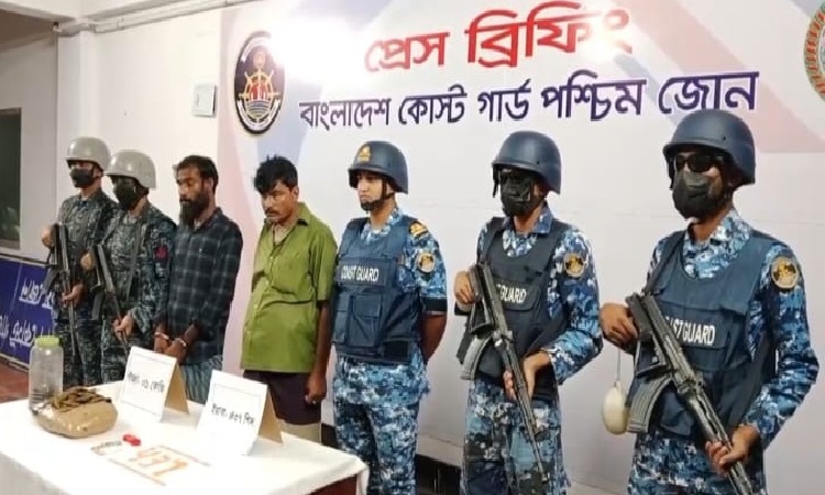 ২ লক্ষ ৫১ হাজার টাকা মূল্যের ইয়াবা ও গাঁজাসহ ২ মাদক ব্যবসায়ীকে আটক