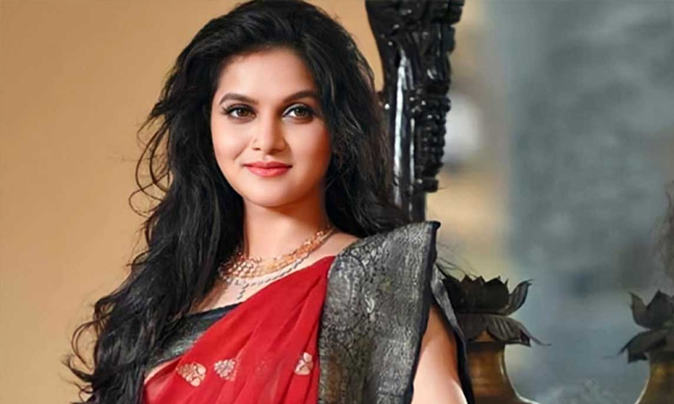 ভক্তদের সুখবর দিলেন মিথিলা