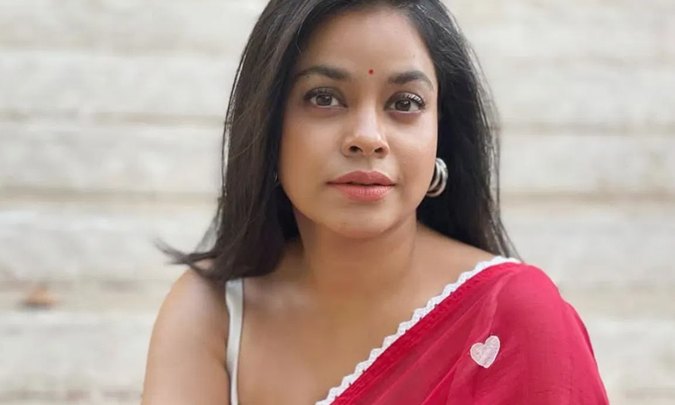 মবের হামলার শিকার অভিনেত্রী সুমনা