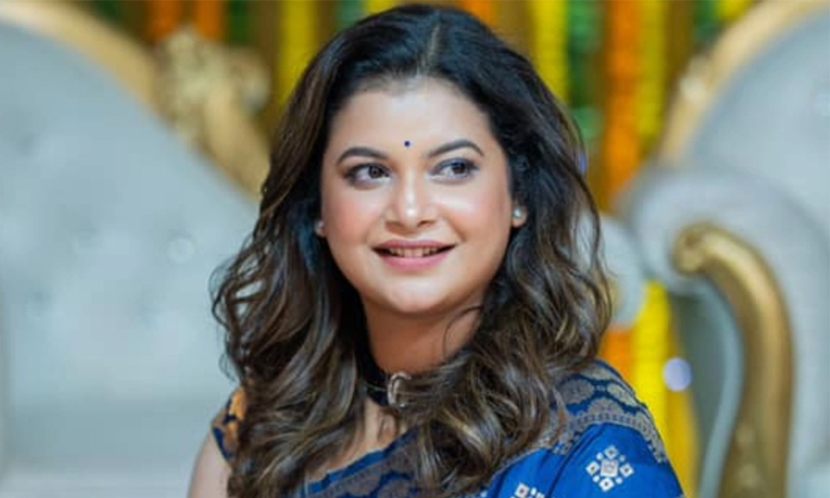 রাজনীতি আমার ‘মঞ্চ’ না: শবনম ফারিয়া