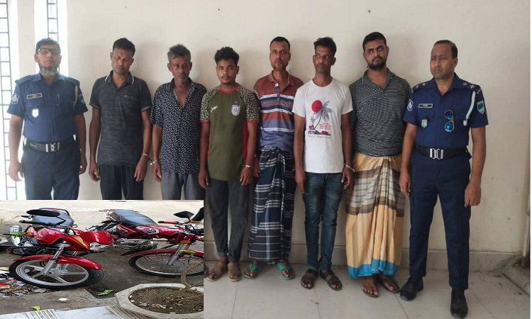 কোটচাঁদপুরে আন্তঃজেলার ৬ ডাকাত সদস্য গ্রেফতার, ২ মোটরসাইকেল উদ্ধার