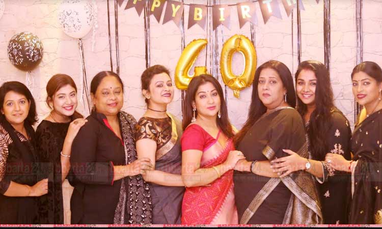 দীপা খন্দকারের ৪০ বছর পদার্পণে মৌর চমক!