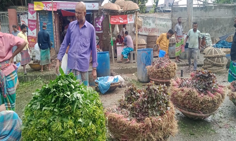 অস্থির সবজির বাজার, বাড়তি তেলের দাম