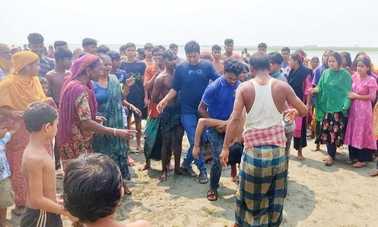 যমুনায় ডুবে দুই স্কুলছাত্রের মৃত্যু