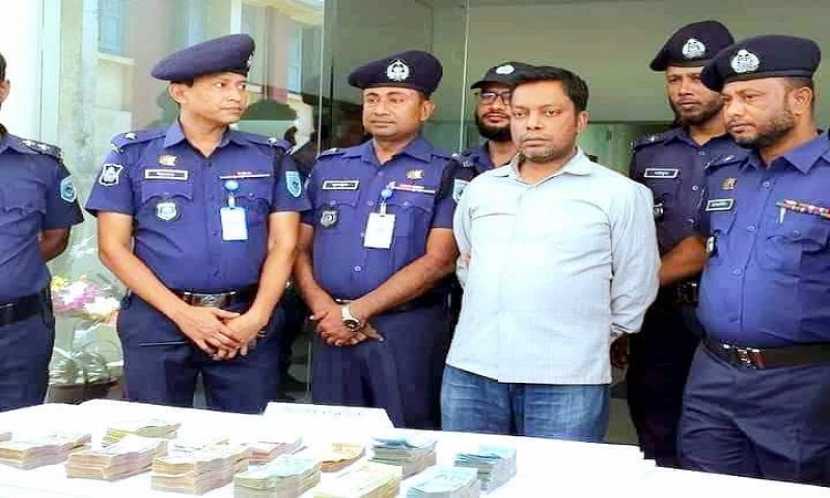 গোবিন্দগঞ্জে ব্যাংক ডাকাতির ঘটনার রহস্য উন্মোচন