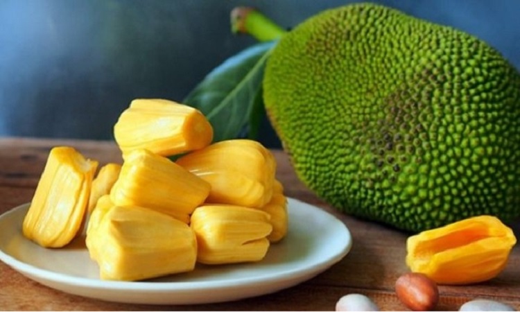 কাঁঠাল কেন খাবেন? বেশি খেলে কী হয়?