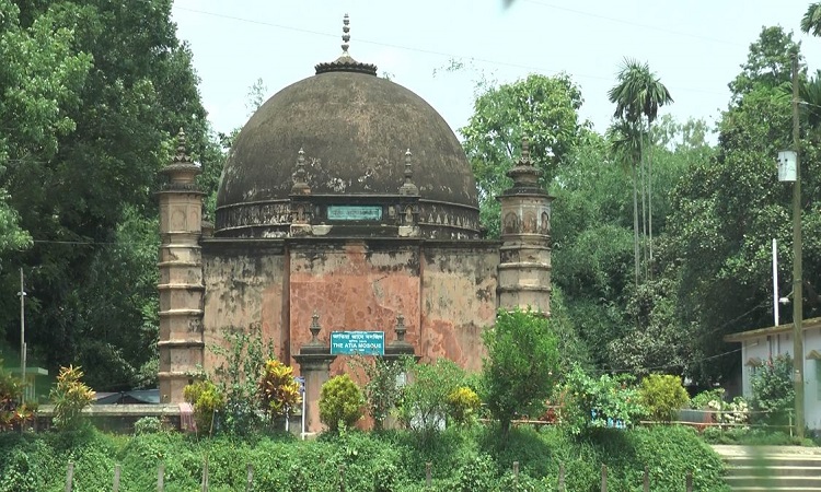 জীর্ণদশায় চারশ বছরের অনন্য স্থাপত্য নিদর্শন আতিয়া মসজিদ