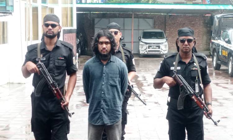 আরসা প্রধানের একান্ত সহকারী নোমান গ্রেফতার